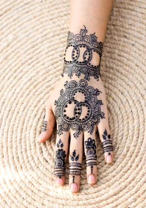 145 Easy Mehndi Designs For Beginners (With Photos) | Fabbon